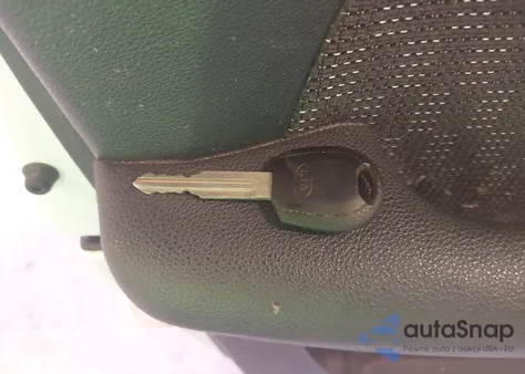 2008 Kia Sportage Lx z USA, uszkodzony, nr VIN KNDJF724287457049